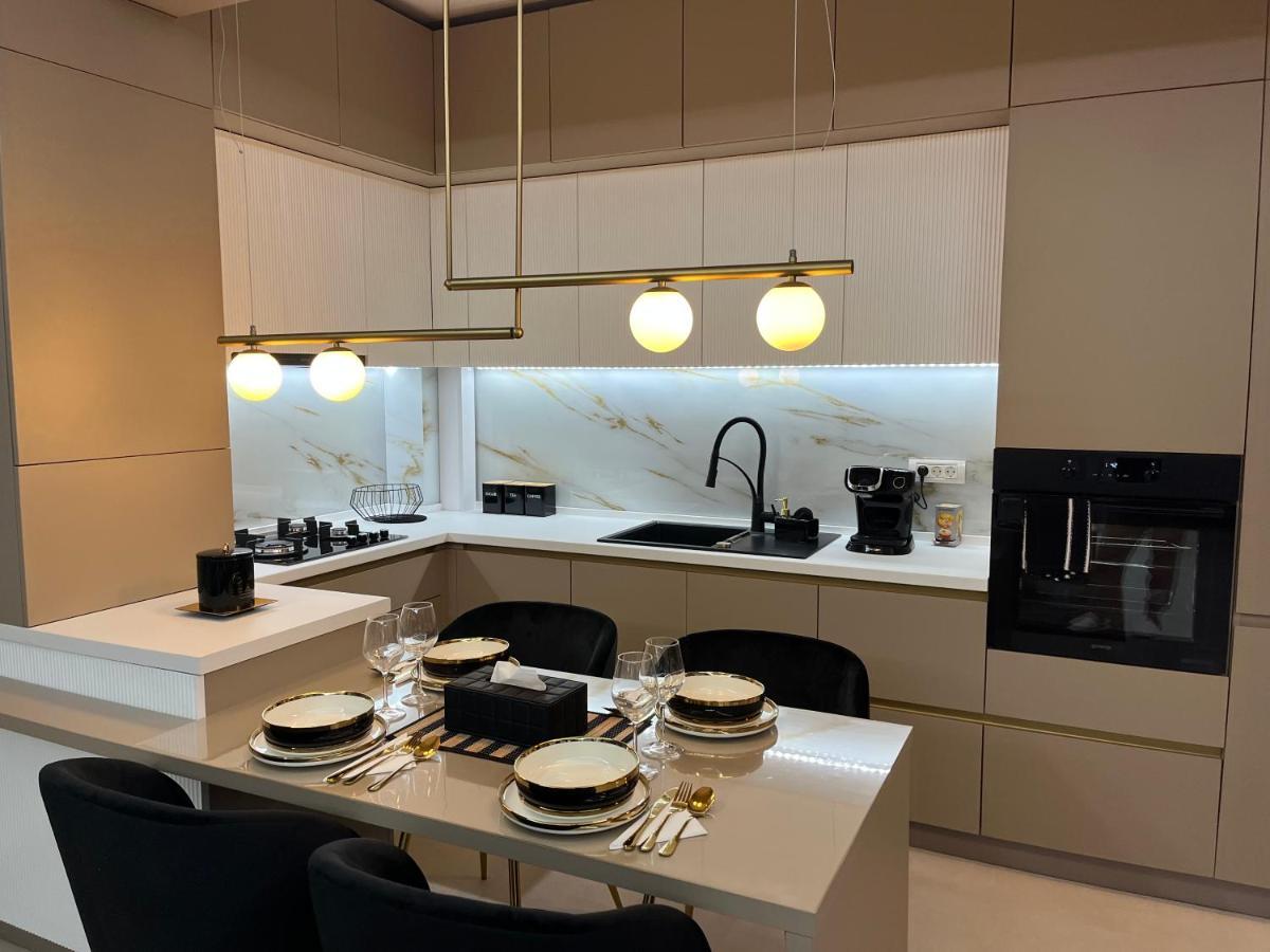 Sas 2 Luxury Apartments Mamaia Esterno foto